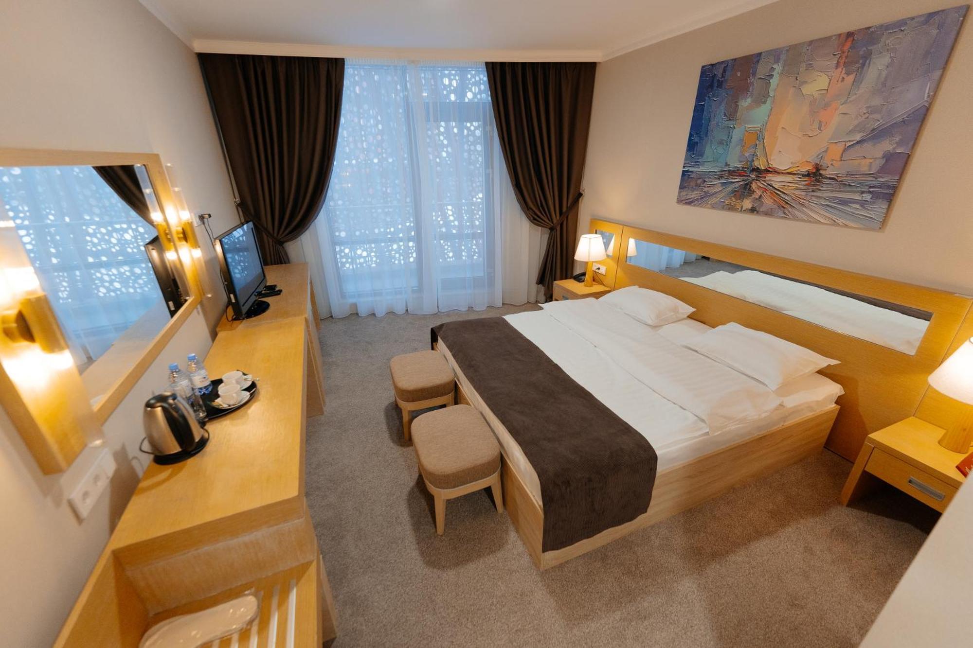 Alau Hotel Астана Екстериор снимка