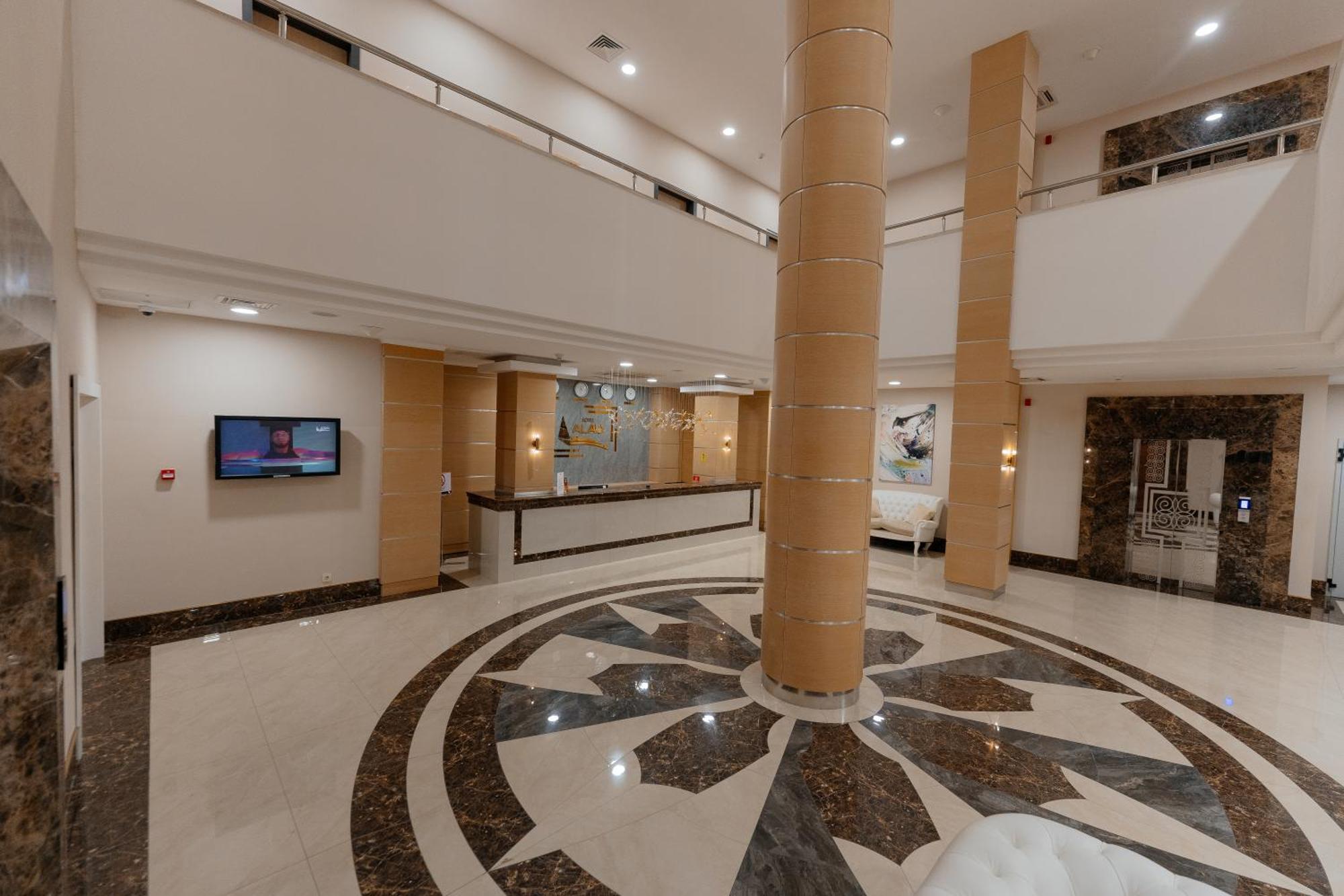 Alau Hotel Астана Екстериор снимка